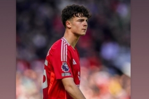 马奎尔社媒鼓励弗雷德里克森：出色的首秀，干得好小伙子