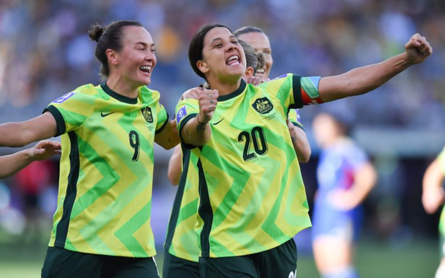 体育登录-4-0！女足亚洲杯最大惨案诞生：8强已定2席，两队给中国队出难题|澳大利亚女足|伊朗|韩国女足|澳大利亚|伊朗女足_新浪体育_新浪新闻